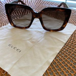 Gucci Dark Tortoise Opytl Sunglasses - Mint